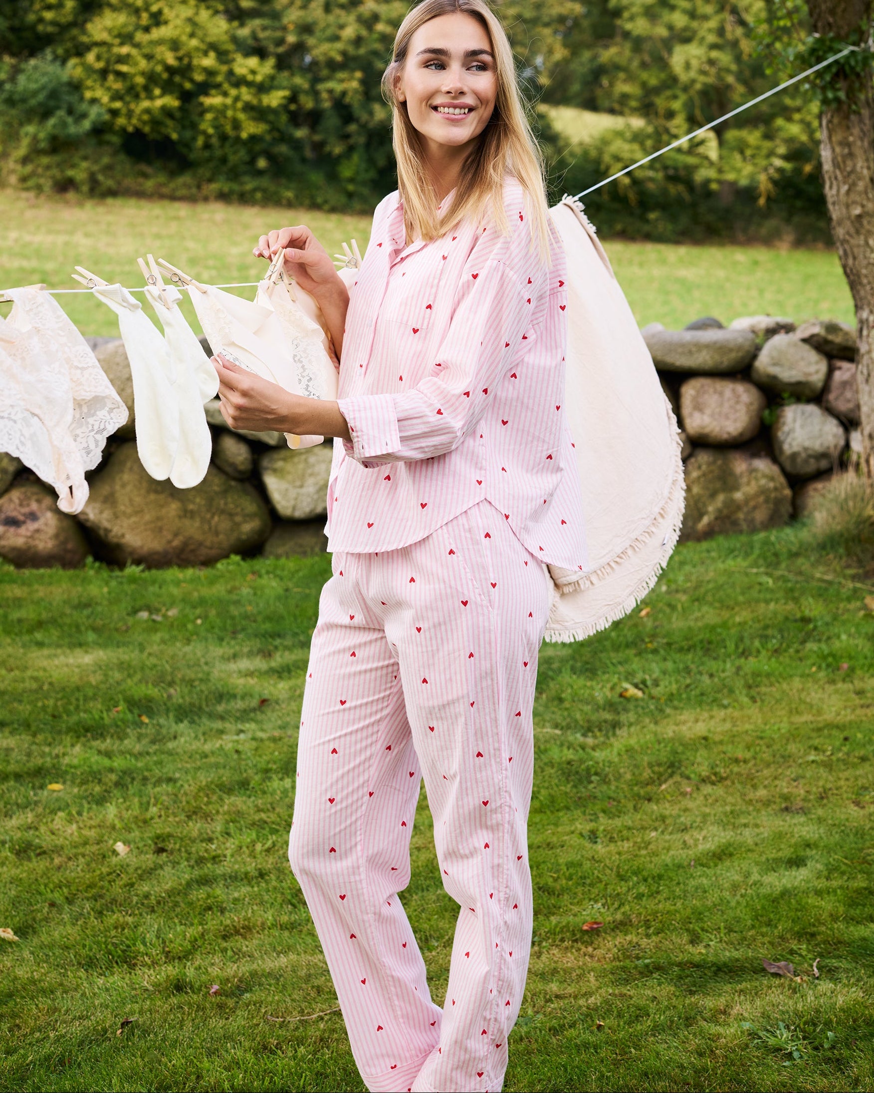 Anna bukser på model