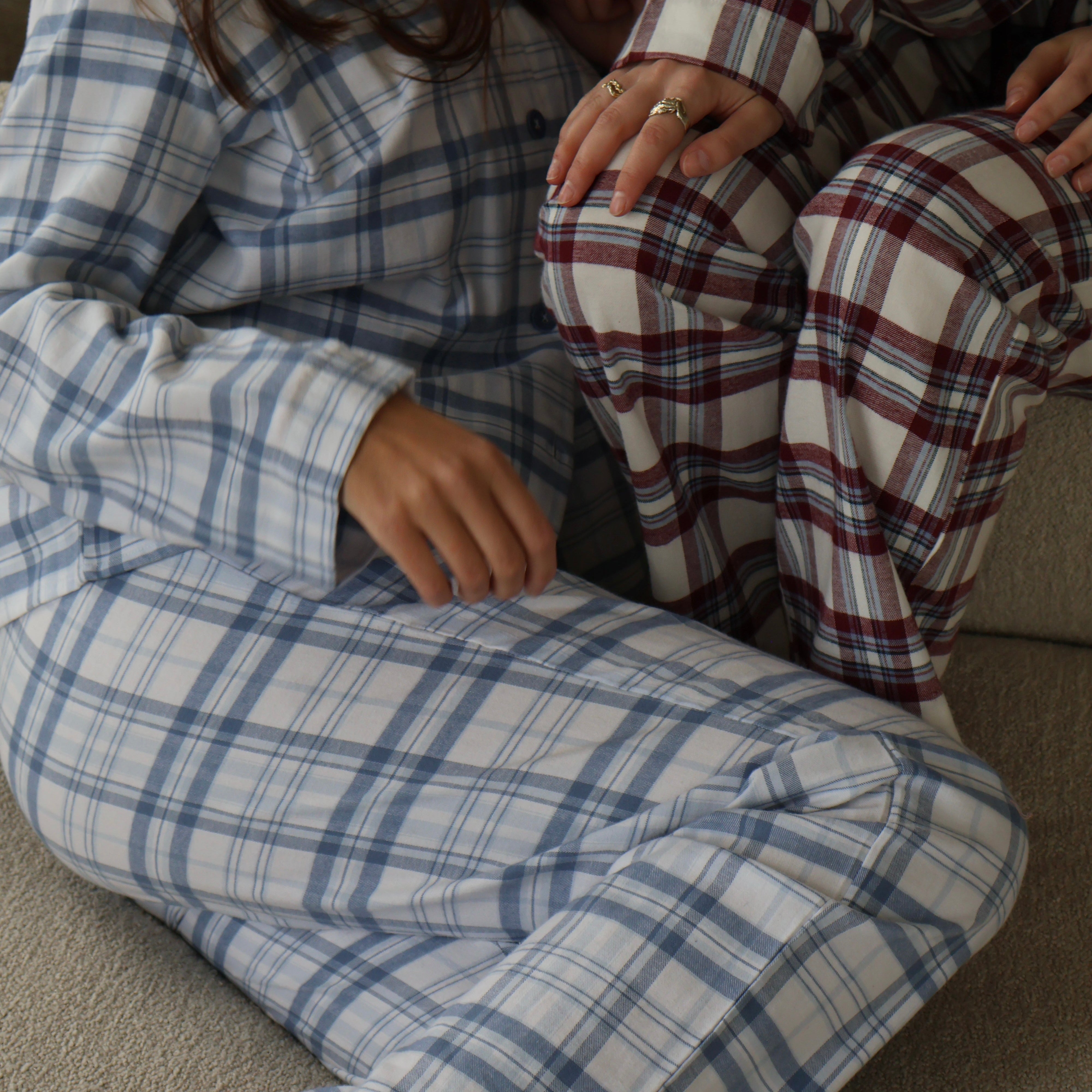 Ternet pyjamas i lyseblå
