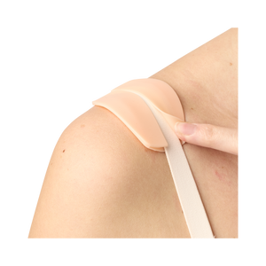 Shoulder support pad Nude i brug under bh-strop